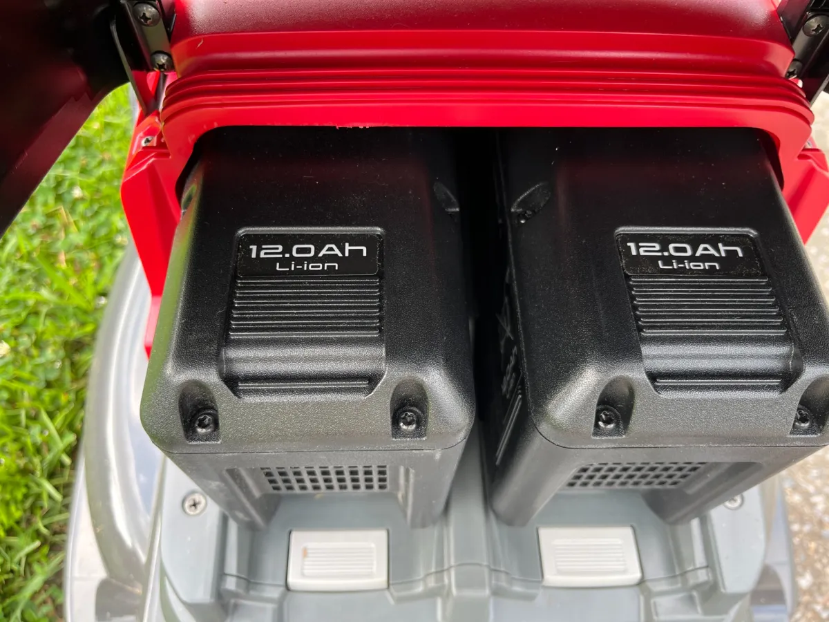 Honda HRX BE_dual battery port