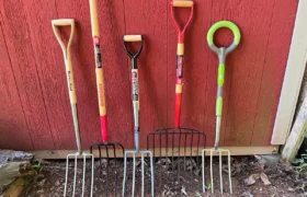 Les meilleures fourches pour le jardinage et les travaux d&rsquo;extérieur, testées