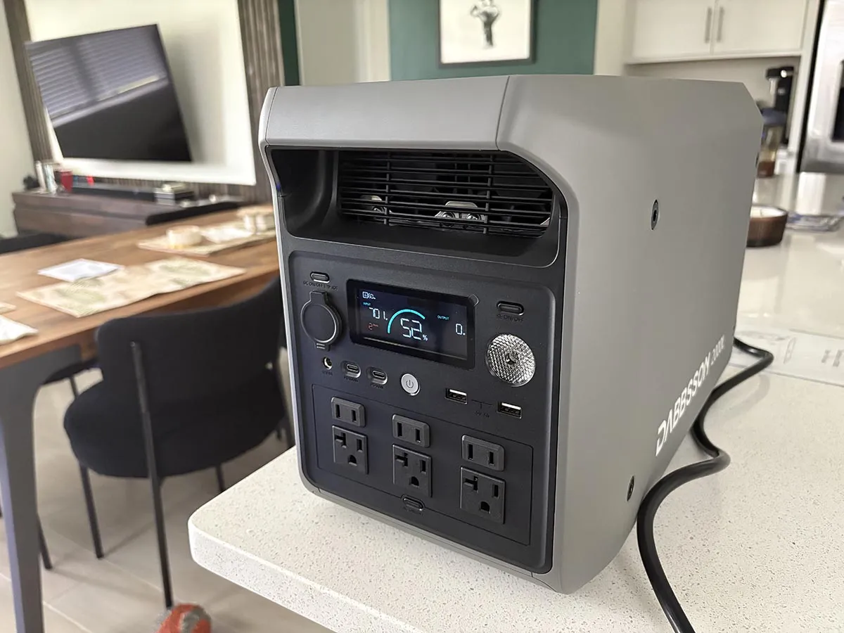 Dabbson portable power station
