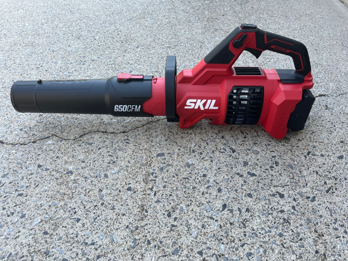Best Cordless Leaf Blowers_Skil