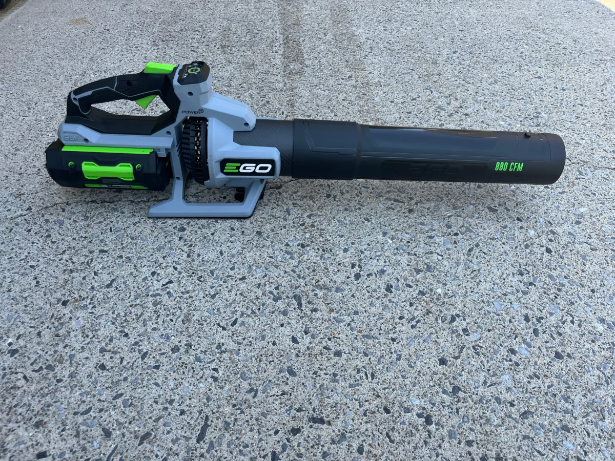 Best Cordless Leaf Blowers_Ego